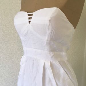 BCBGeneration Size 0 Linen Dress
